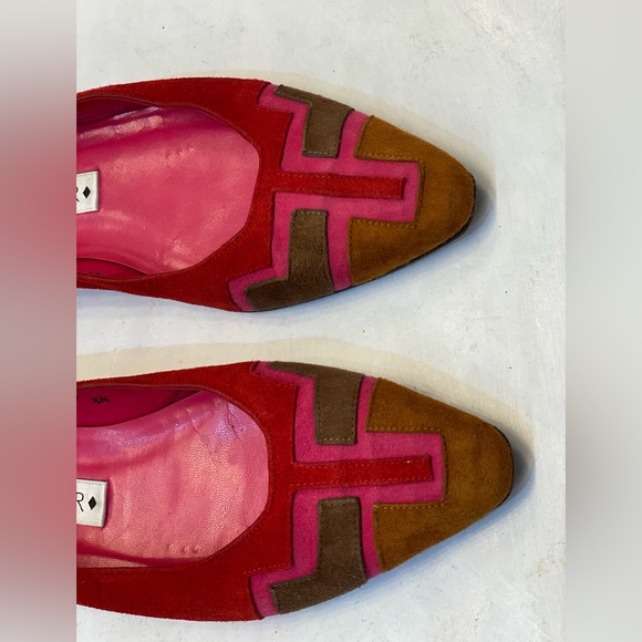 Donald J PLINER red suede pointed toe loafers with low heels excellent condition - Picture 3 of 9